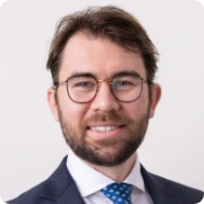 Dr David Sparks, Specialist Plastic Surgoen v2